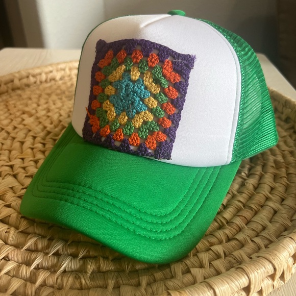 Upcycled Green  Trucker Hat with Vinrage Crochet Granny Square - Picture 2 of 5